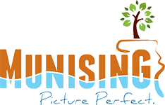 Munising Visitor's Bureau Logo